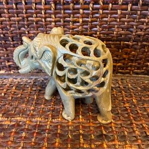 Carved Stone Elephant with Baby – Good Fortune Symbolic Decor 🐘
